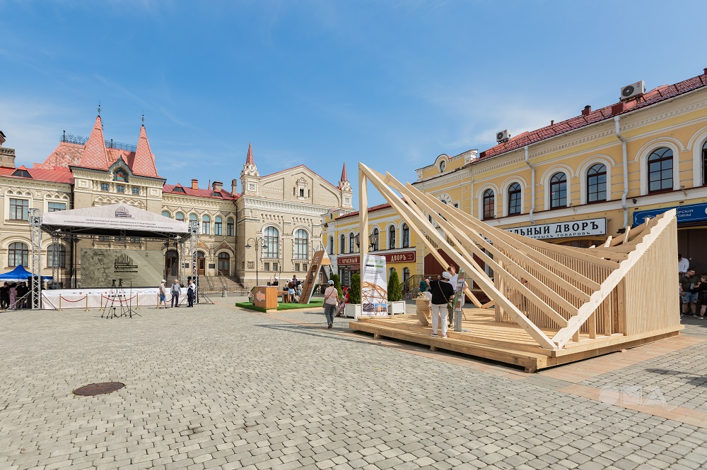 В Рыбинске подвели итоги форума «Дерево в архитектуре 2025» и наградили победителей